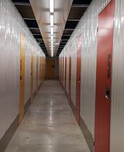 In The Box Aigues Mortes image 3