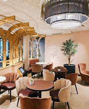 Junge Die Bäckerei. Bild 7