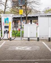 Shell Recharge Charging Station Bild 2