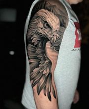 Bloody Dogs Tattoo & Piercing Siegburg Inh. Robert Pongrácz Bild 5