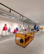 K-Way 27 Bologna immagine 9