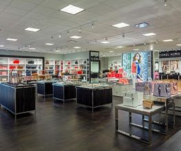 Michael Kors Outlet, Landquart Bild 2