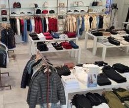 GUESS immagine 4