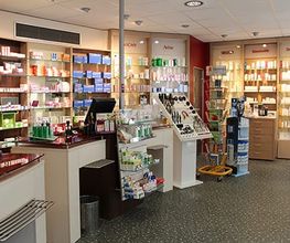Aussenansicht der Schwanen-Apotheke