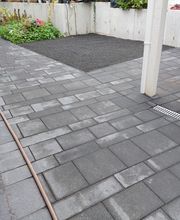 Pflasterarbeiten und Beetanlage