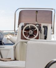 Chantier Naval Des Playes Concessionnaire Suzuki image 10