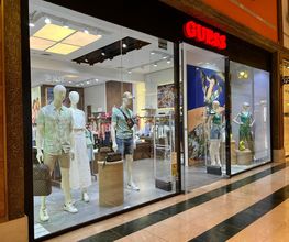 GUESS imagen 2