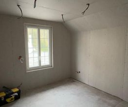 EZM Isolation image 10