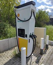 Shell Recharge Charging Station Bild 1