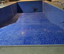 Schwimmbadbau