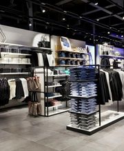 Calvin Klein Outlet Bild 3
