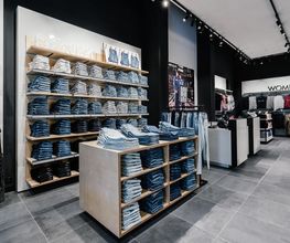 Calvin Klein Outlet Bild 4