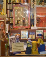 libreria-la-luna-nueva-exhibicion-02.jpg