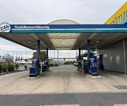 C+C Tankstelle Bild 1