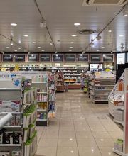 interieur-de-la-pharmacie-sun-store-petit-lancy