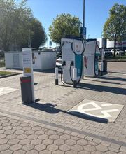 Shell Recharge Charging Station Bild 1