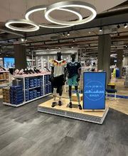 INTERSPORT Voswinkel Limbecker Platz Bild 20