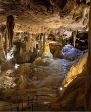 Grottes De Bétharram image 1