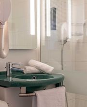 B&B HOTEL Lourdes Centre image 12