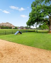 Huntington Glen image 18