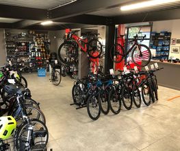 LG Bike Store image 5