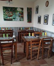 Le Cafe De Dampierre image 3