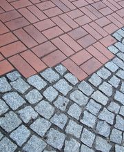 PFLASTERARBEITEN - Hier klicken!