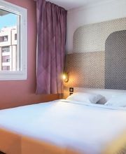 B&B HOTEL Marseille Parc Chanot image 12