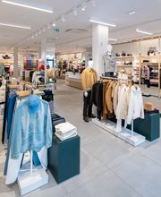 Lacoste Vichy image 3