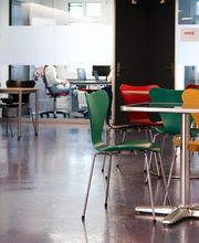 WISS Schulen für Wirtschaft Informatik Immobilien Bild 5