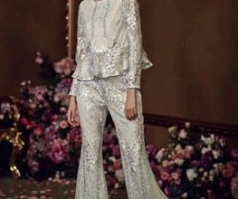 van Soest Stoffe Feine Spitzenbordüre mit kunstvoller Struktur für elegante Kleider und Abendmode
