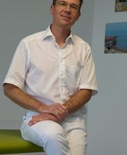 Privatpraxis für ganzheitliche Orthopädie und Unfallchirurgie: Dr. med. Sascha Bambach Bild 3