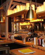 HANS IM GLÜCK - STRAUBING Theresienplatz Bild 6