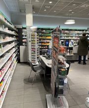 innenraum-amavita-apotheke-regensdorf