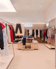 GUESS JEANS immagine 3