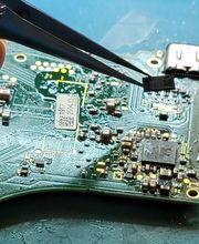 uBreakiFix - Phone and Computer Repair image 15