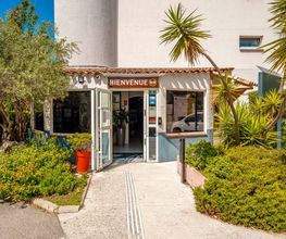 B&B HOTEL Hyères image 14