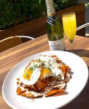 Frankie's Downtown image 3