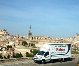 mudanzas-rubra-camion-mudanzas-03.jpg