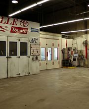 Crash Champions Collision Repair Kansas City 103rd image 11