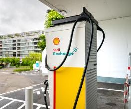 Shell Recharge Charging Station Bild 4