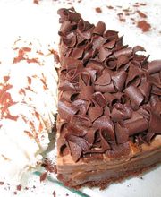 Restaurantefuentesdelmarques-postresdeliciosos.jpg