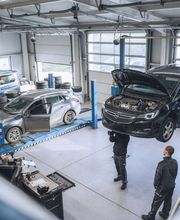 DRIVER CENTER Bayerngarage Bild 7
