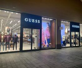 GUESS immagine 2