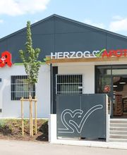 Aussenansicht der Herzog Apotheke