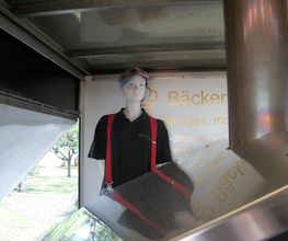 Bäckerbursche feuriges, mobiles Backen Bild 13
