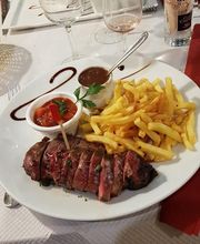 Au Petit Bouchon image 2