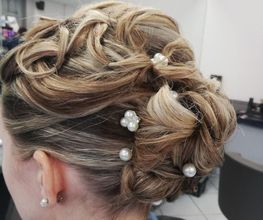 Look Coiffure image 16