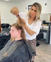 Aysel's Friseursalon und Barbershop Bild 9