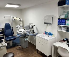 Opticien Krys image 1